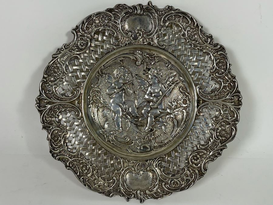 Moses Salkind Stunning Antique 1892 English Repousse Sterling Silver Footed Dish Featuring Pair Of Cherubs With English Silver Hallmarks M.S. 8”R 242g Silver Melt Value $148 [Photo 22]