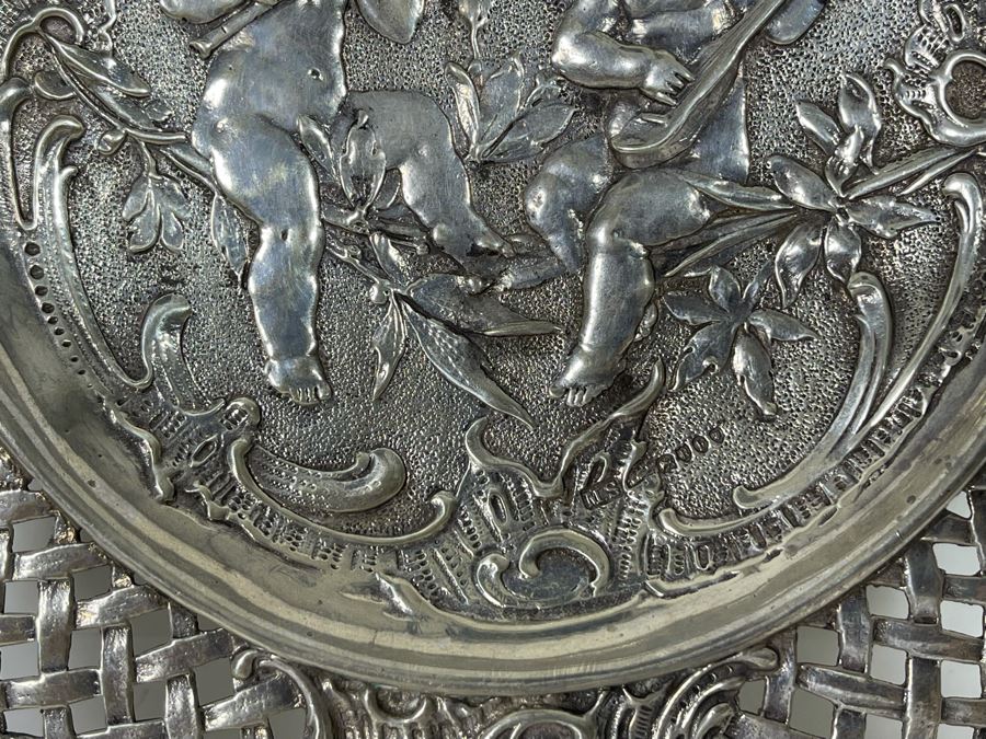 Moses Salkind Stunning Antique 1892 English Repousse Sterling Silver Footed Dish Featuring Pair Of Cherubs With English Silver Hallmarks M.S. 8”R 242g Silver Melt Value $148 [Photo 17]