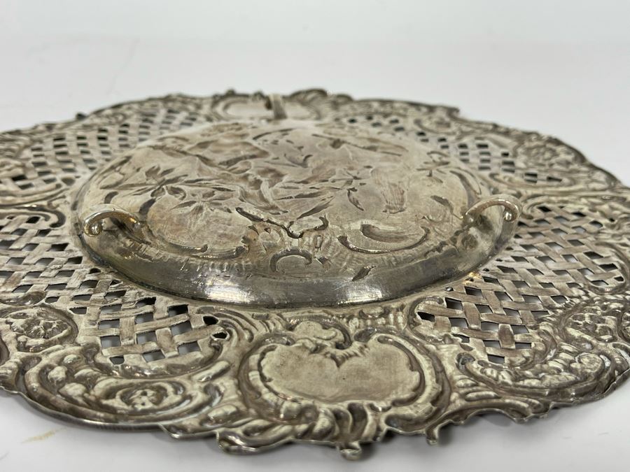 Moses Salkind Stunning Antique 1892 English Repousse Sterling Silver Footed Dish Featuring Pair Of Cherubs With English Silver Hallmarks M.S. 8”R 242g Silver Melt Value $148 [Photo 24]