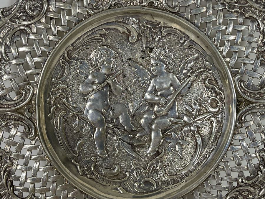 Moses Salkind Stunning Antique 1892 English Repousse Sterling Silver Footed Dish Featuring Pair Of Cherubs With English Silver Hallmarks M.S. 8”R 242g Silver Melt Value $148 [Photo 14]