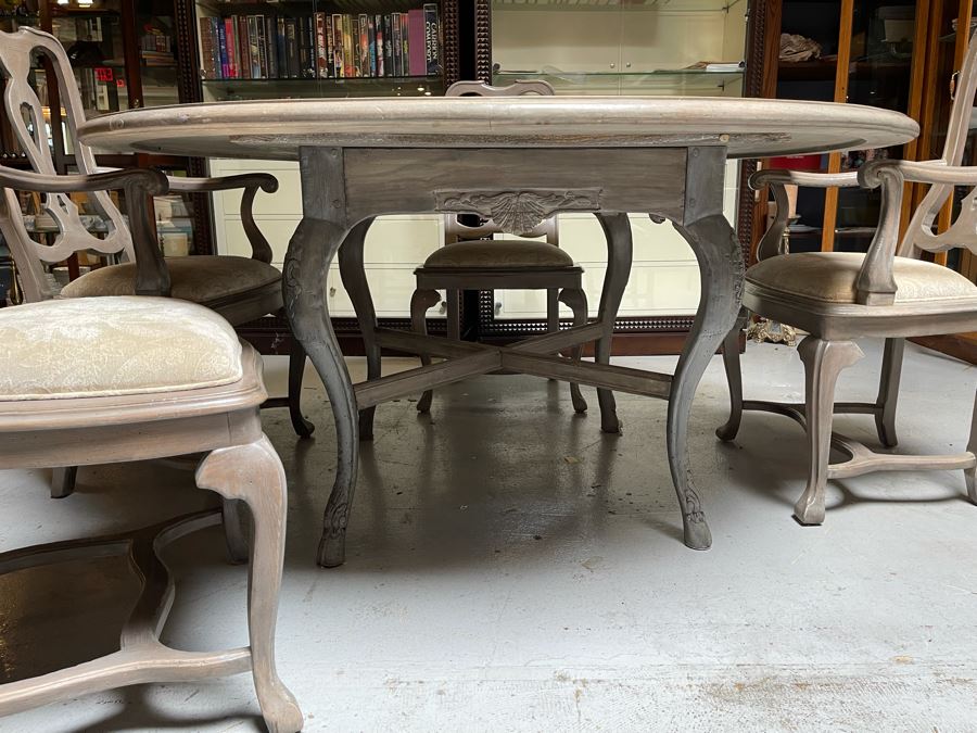 Baker Furniture 5' Round Wooden Dining Table With Drawer And Four Dining Chairs [Photo 7]