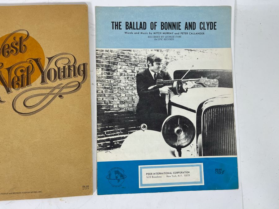 Sheet Music [Photo 4]