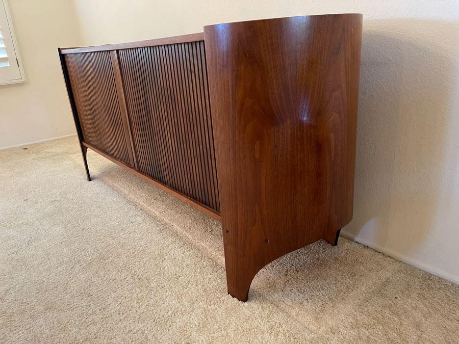 Rare Henry P. Glass Mid-Century Modern Cylindra Sideboard Buffet For Richbuilt Mfg Featuring Tambour Doors - Top Has Some Water Damage 6'W X 18'D X 30'H [Photo 9]