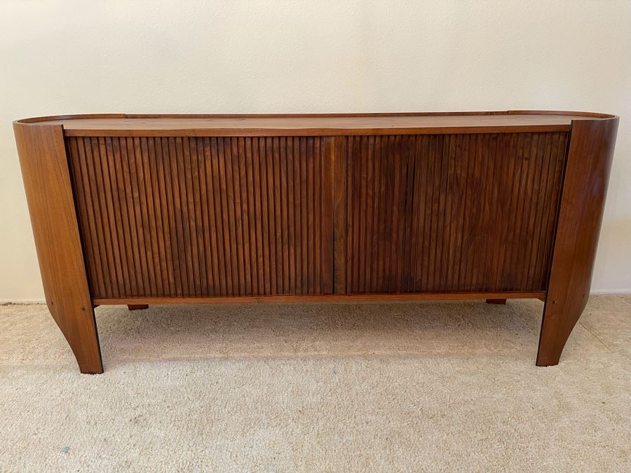 Rare Henry P. Glass Mid-Century Modern Cylindra Sideboard Buffet For Richbuilt Mfg Featuring Tambour Doors - Top Has Some Water Damage 6'W X 18'D X 30'H [Photo 7]