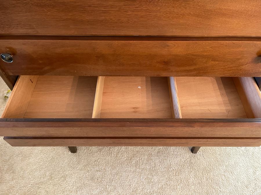 Stanley Furniture Mid-Century Modern Chest Of Drawers Dresser With 5 Drawers 38W X 18D X 43.5H [Photo 7]