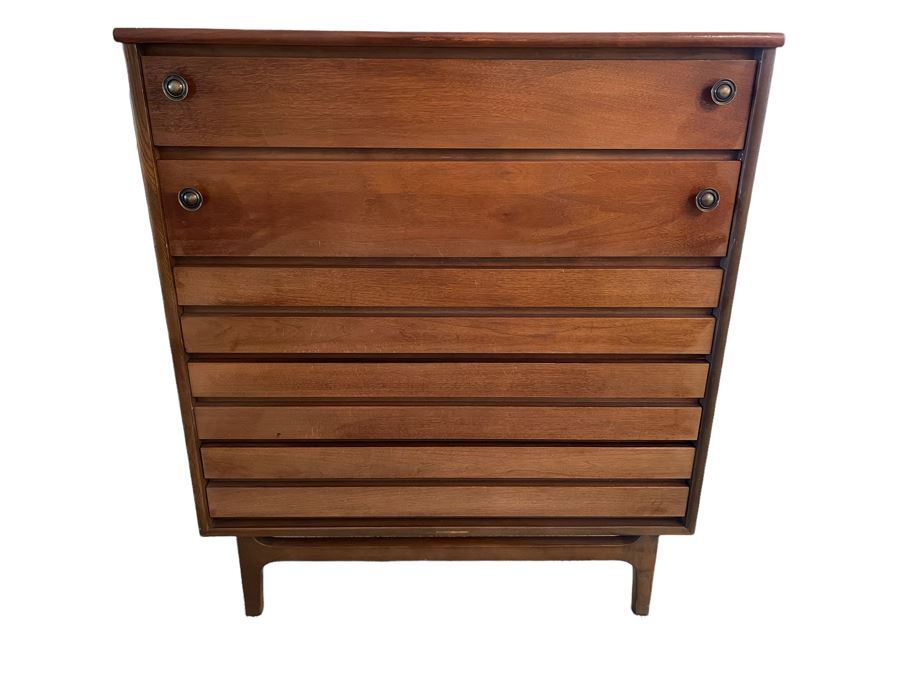 Stanley Furniture Mid-Century Modern Chest Of Drawers Dresser With 5 Drawers 38W X 18D X 43.5H