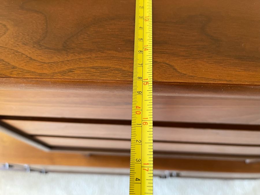 Mid-Century Modern Stanley Furniture Bedroom Set Includes: Dresser 68W X 18D X 31H, Nightstand 24W X 15D X 22.5H And Mid-Century Modern Table Lamp 34.5H [Photo 18]