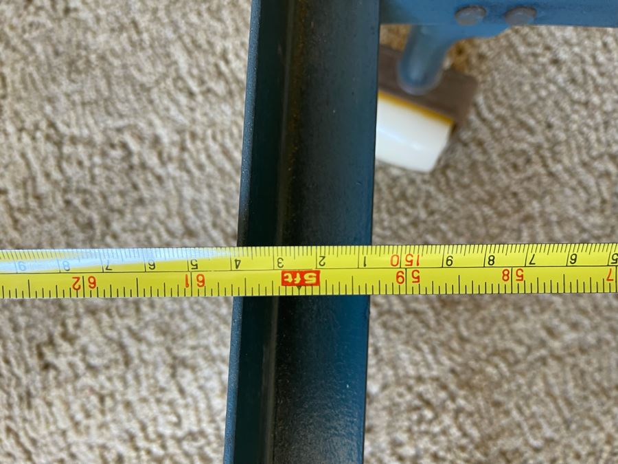 Mid-Century Modern Stanley Furniture Bedroom Set Includes: Dresser 68W X 18D X 31H, Nightstand 24W X 15D X 22.5H And Mid-Century Modern Table Lamp 34.5H [Photo 22]