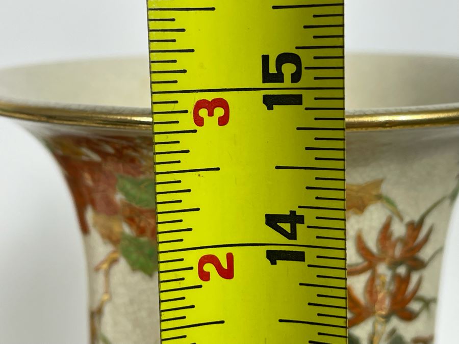 Handmade Signed Kutani Vase 15H And Ginger Jar With Lid 13H And Wooden Stands [Photo 13]