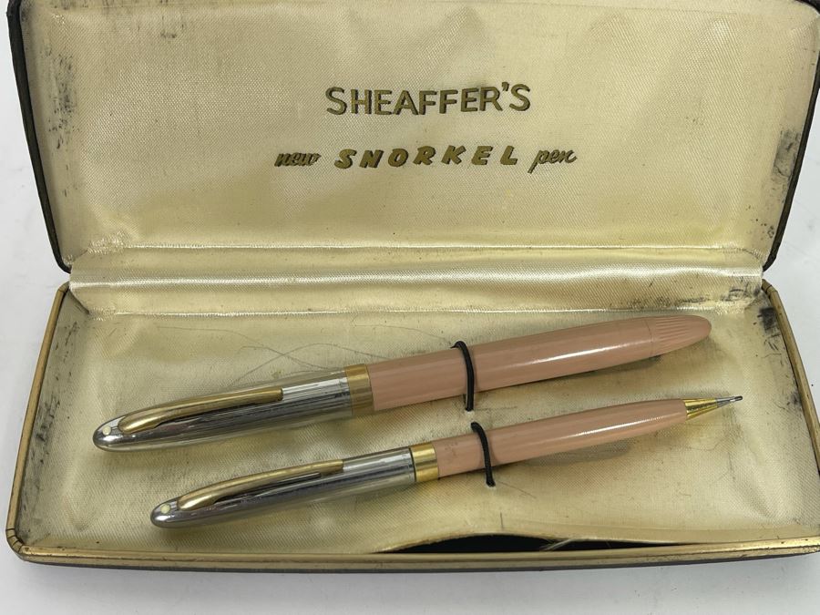 Vintage Sheaffer’s Snorkel Fountain Pen With 14K Nib And Mechanical Pencil Set In Pink [Photo 2]
