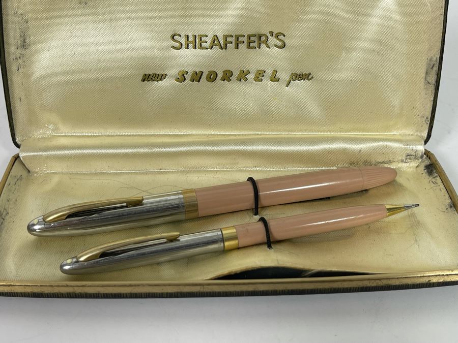 Vintage Sheaffer’s Snorkel Fountain Pen With 14K Nib And Mechanical Pencil Set In Pink [Photo 3]
