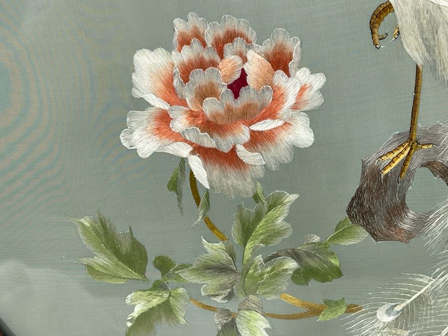 Vintage Chinese Double-Sided Silk Suzhou Embroidery Of Peacock Signed With Wooden Frame 10W X 18H [Photo 8]