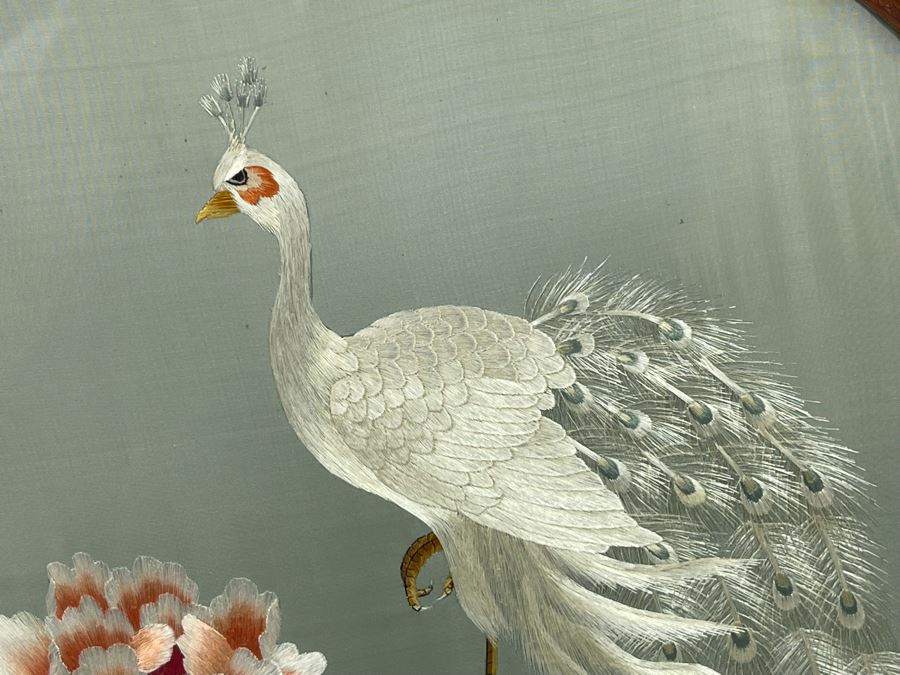 Vintage Chinese Double-Sided Silk Suzhou Embroidery Of Peacock Signed With Wooden Frame 10W X 18H [Photo 7]