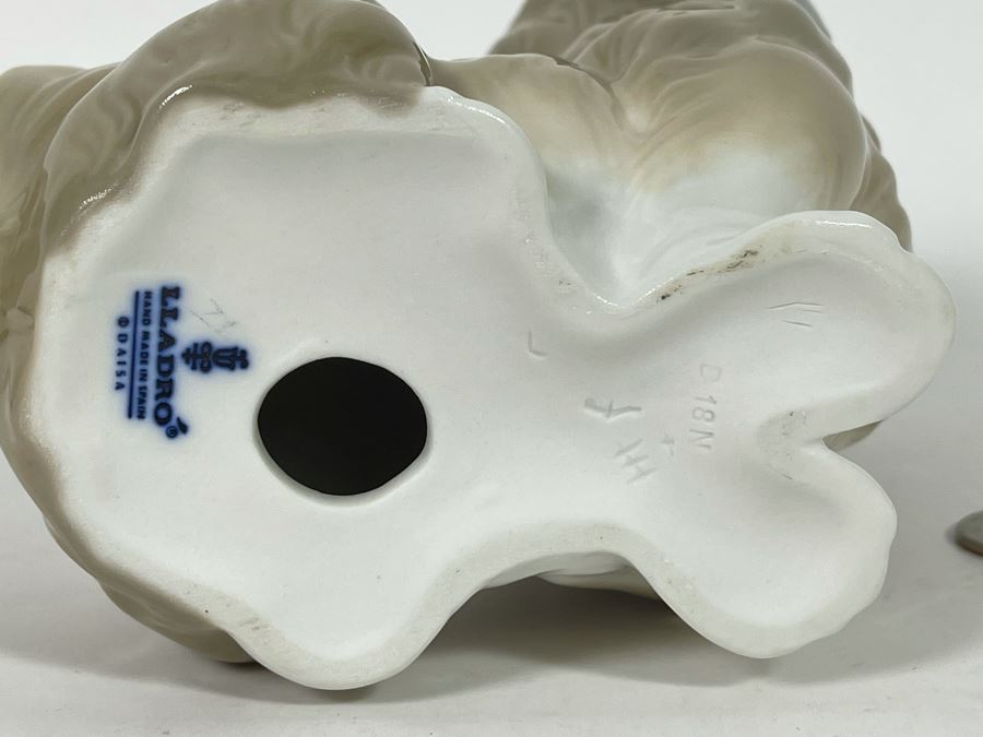 Lladro Shih Tzu Dog Breed Sculpture 6H [Photo 9]