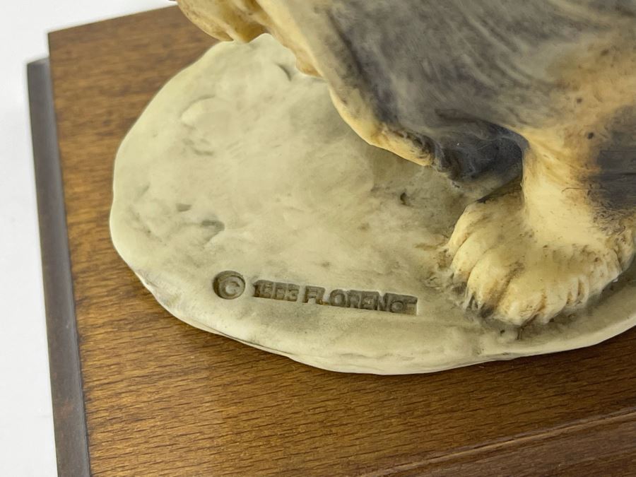 Italian G. Armani Shih Tzu Dog Breed Sculpture 9.5W X 4D X 6.5H [Photo 9]