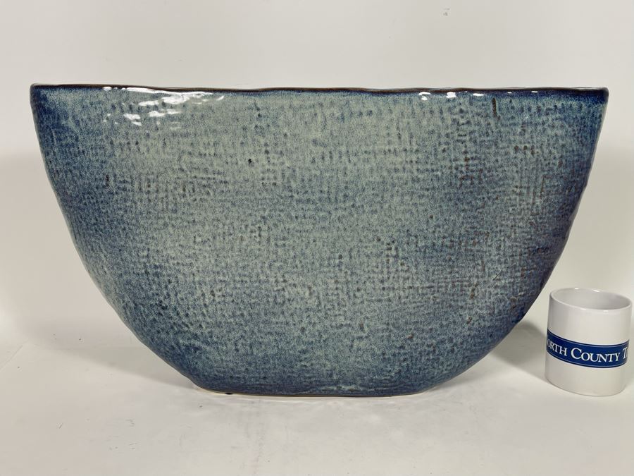 Large Centerpiece Vase 23W  X 12.5H [Photo 3]