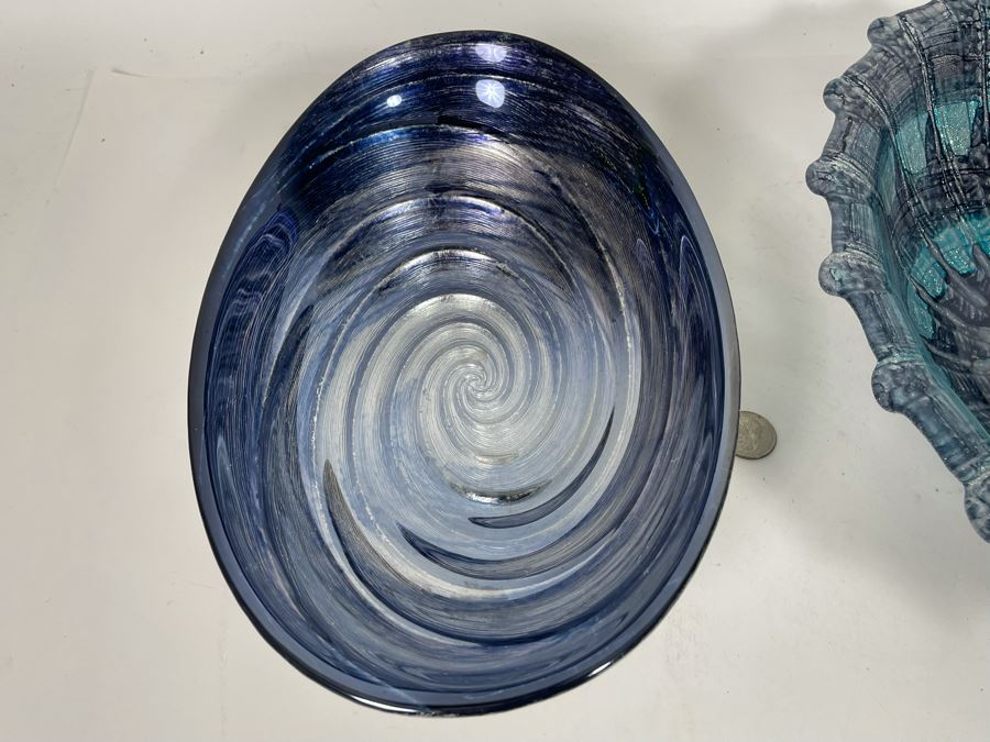 Pair Of Blue Tone Glass Bowls 13 And 15W [Photo 6]