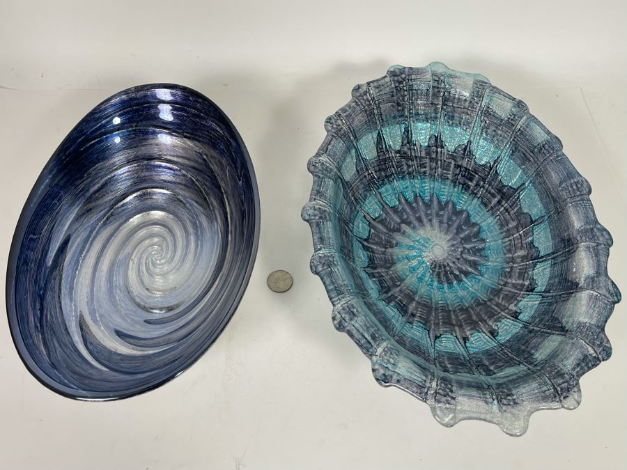 Pair Of Blue Tone Glass Bowls 13 And 15W [Photo 4]