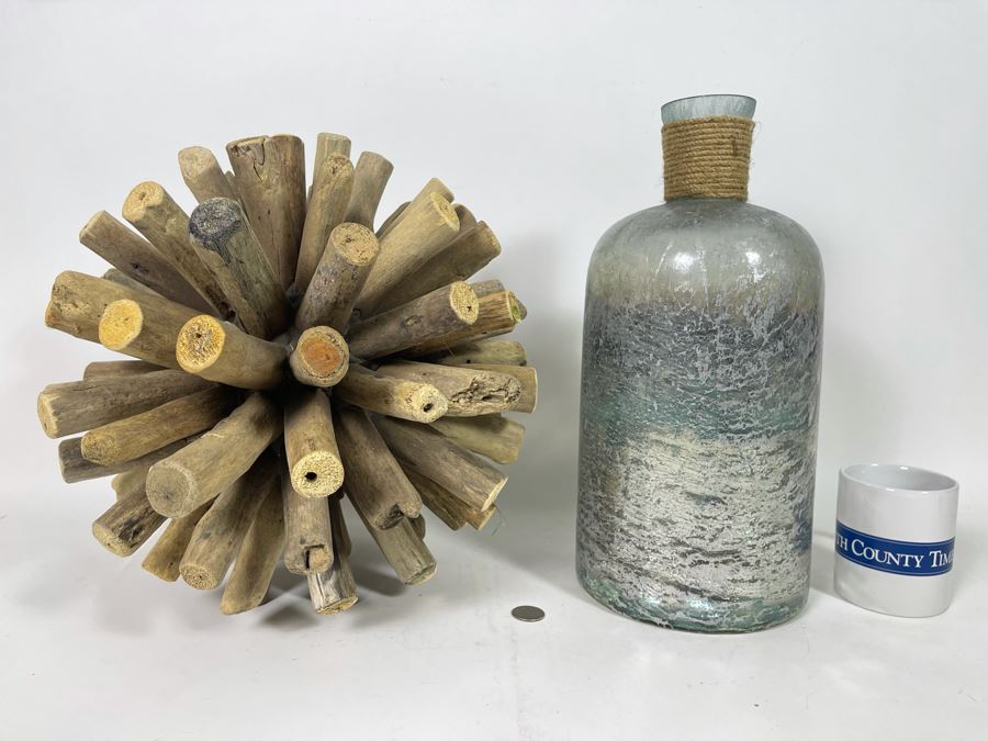 Wooden Sculpture And Glass Rope Vase 15H [Photo 4]