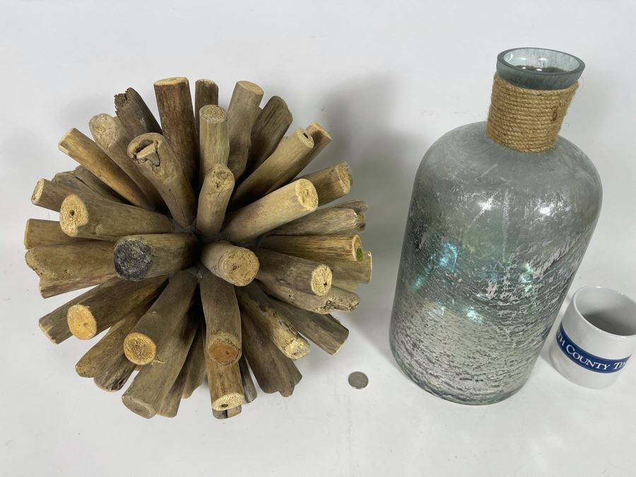 Wooden Sculpture And Glass Rope Vase 15H [Photo 5]