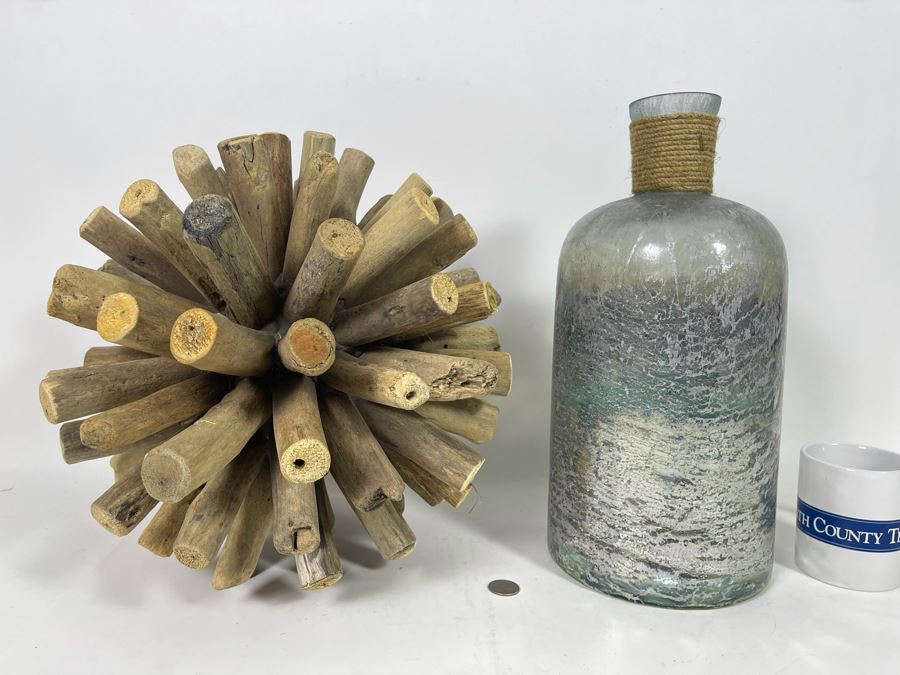 Wooden Sculpture And Glass Rope Vase 15H [Photo 3]