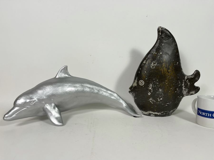 Decorative Dolphin And Fish Sculpture [Photo 2]