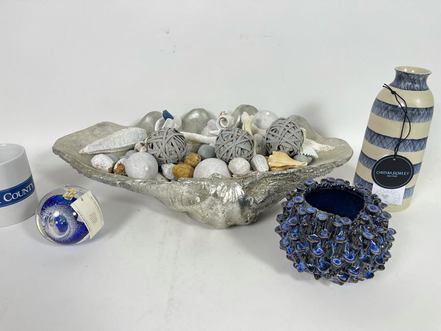 Large Centerpiece Faux Shell With Nautical Decorations, Pair Of Vases And Glass Paperweight [Photo 3]