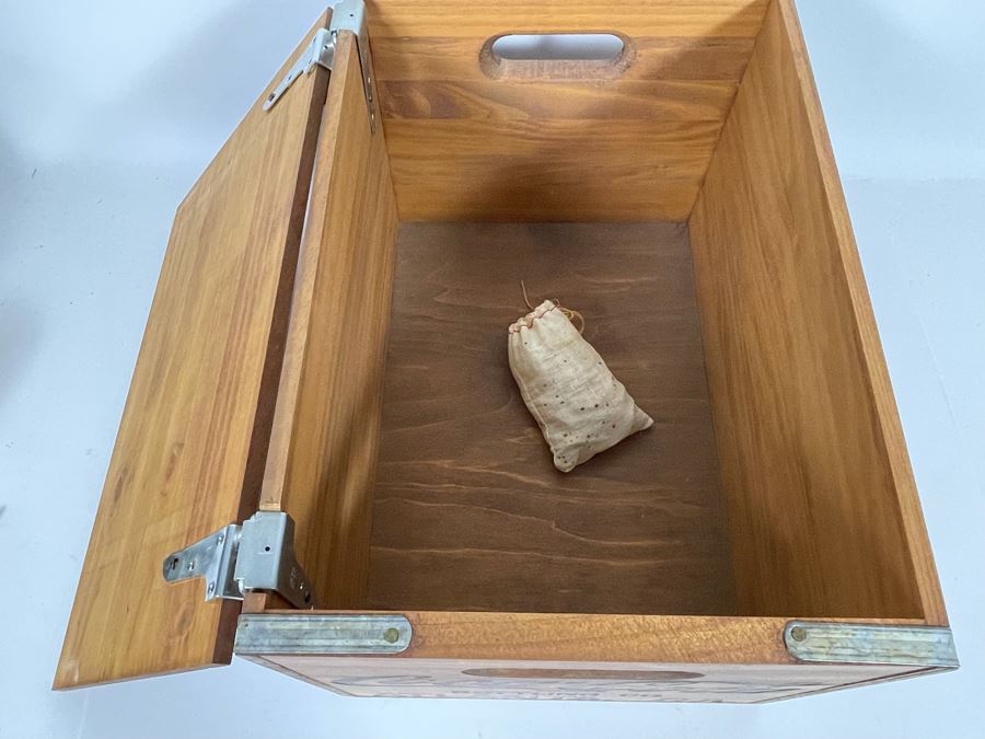 Coca-Cola Wooden Box With Checkerboard Top 18W X 12D X 11H [Photo 7]