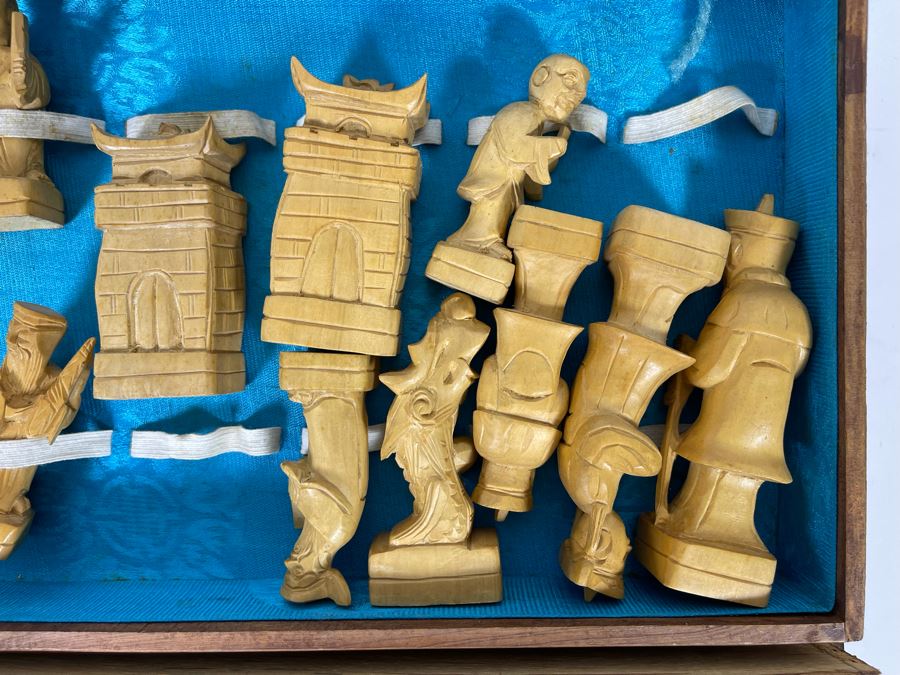 Custom Chinese Portable Chess Board With Individually Carved Scenes And Pieces 18W X 18D - See Photos [Photo 26]