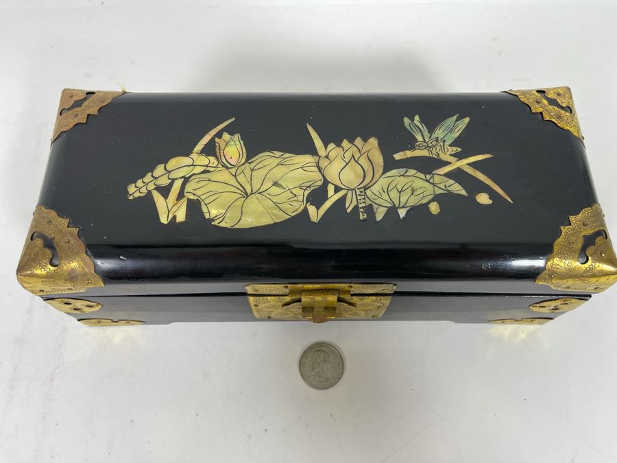 Vintage Chinese Lacquer Mother Of Pearl Inlay Jewelry Box With Brass Accents 10W X 4D X 3.5H [Photo 5]