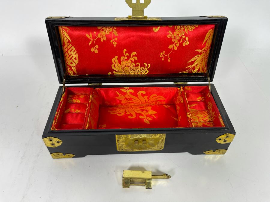 Vintage Chinese Lacquer Mother Of Pearl Inlay Jewelry Box With Brass Accents 10W X 4D X 3.5H [Photo 14]
