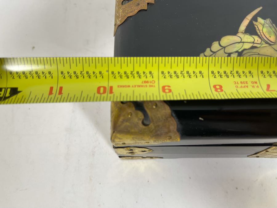 Vintage Chinese Lacquer Mother Of Pearl Inlay Jewelry Box With Brass Accents 10W X 4D X 3.5H [Photo 16]