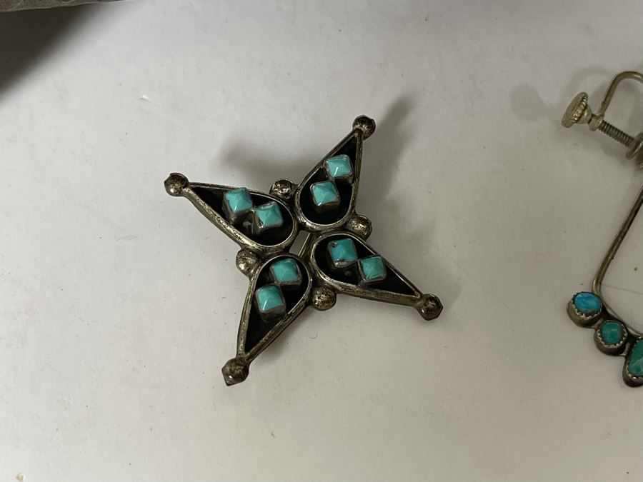 Vintage Metal Box 10 X 6 X 3.5 With Some Jewelry: Sterling Turquoise Pin,  Sterling Turquoise Earrings And Mini Filigree Perfume Bottle Pin [Photo 7]