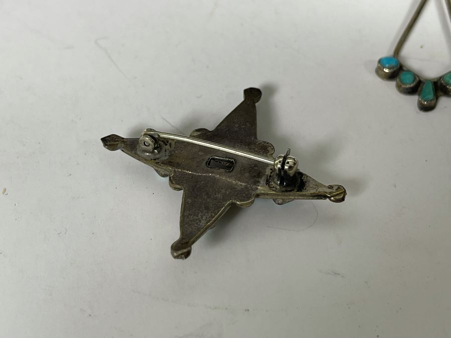 Vintage Metal Box 10 X 6 X 3.5 With Some Jewelry: Sterling Turquoise Pin,  Sterling Turquoise Earrings And Mini Filigree Perfume Bottle Pin [Photo 8]