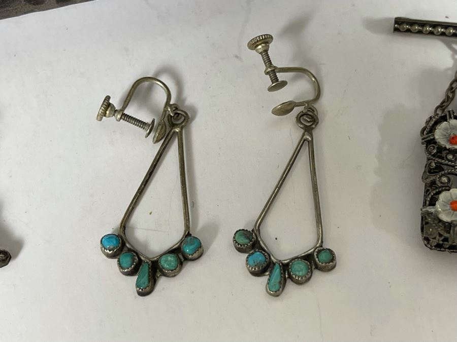 Vintage Metal Box 10 X 6 X 3.5 With Some Jewelry: Sterling Turquoise Pin,  Sterling Turquoise Earrings And Mini Filigree Perfume Bottle Pin [Photo 6]