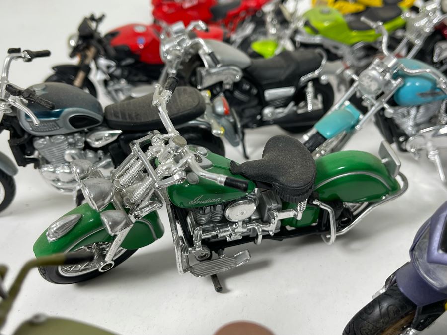 Collection Of Motorcycle Models [Photo 12]