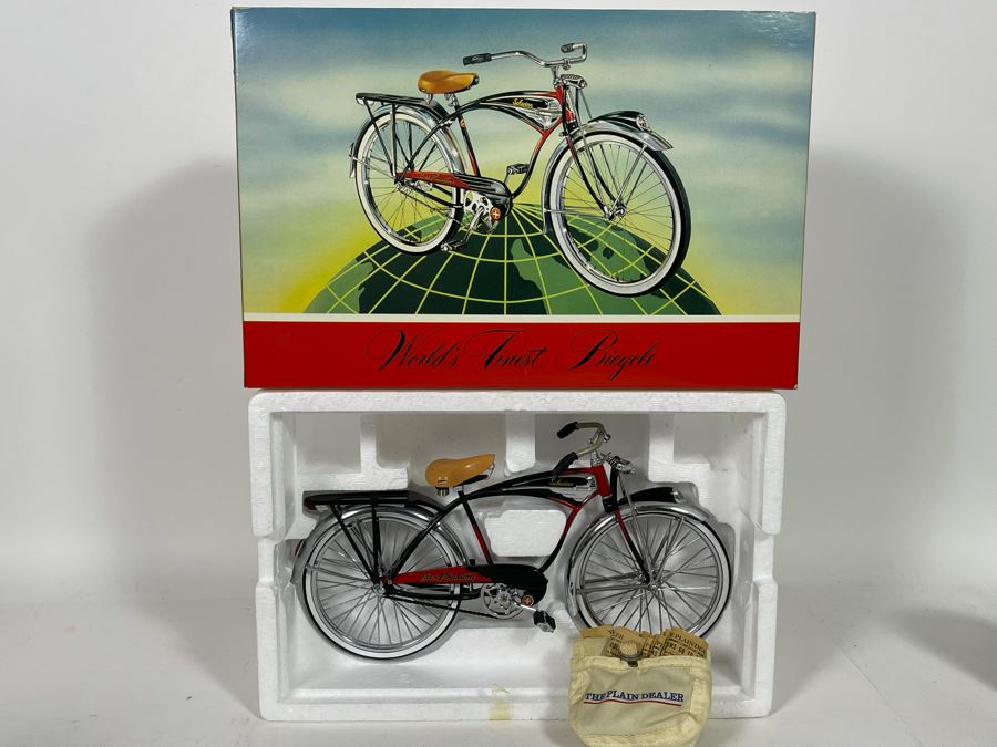 Schwinn Black Phantom Bike Model With Box [Photo 2]