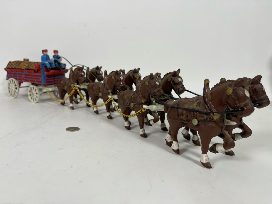 Reproduction Cast Iron Horse Drawn Beer Cart With Drivers And Dog 30L [Photo 3]