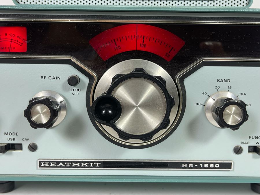 Working Heathkit HF Receiver HAM Radio HR1680 With Speaker