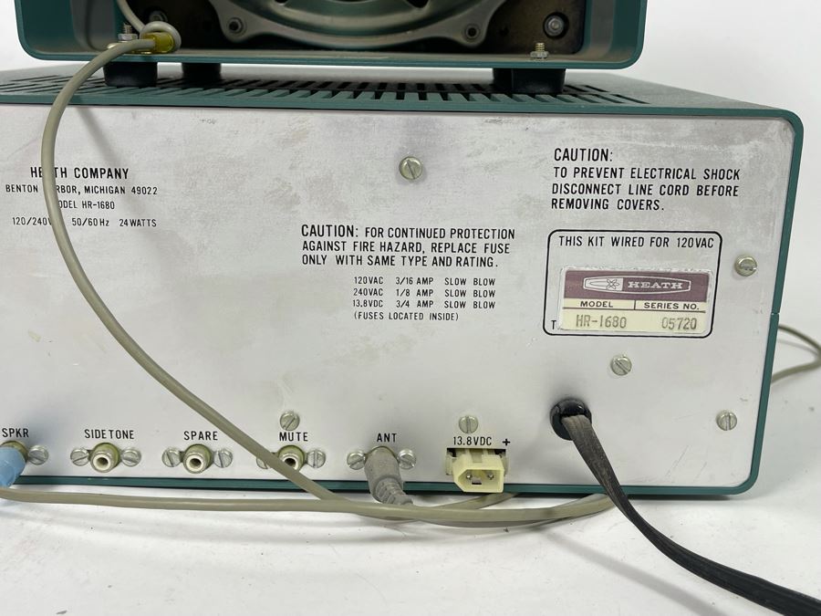 Working Heathkit HF Receiver HAM Radio HR-1680 With Speaker [Photo 11]