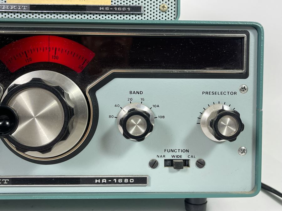 Working Heathkit HF Receiver HAM Radio HR1680 With Speaker
