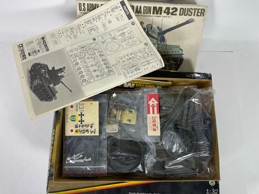 (3) New Old Stock M-42 Twin 40 Duster Tank Models [Photo 8]