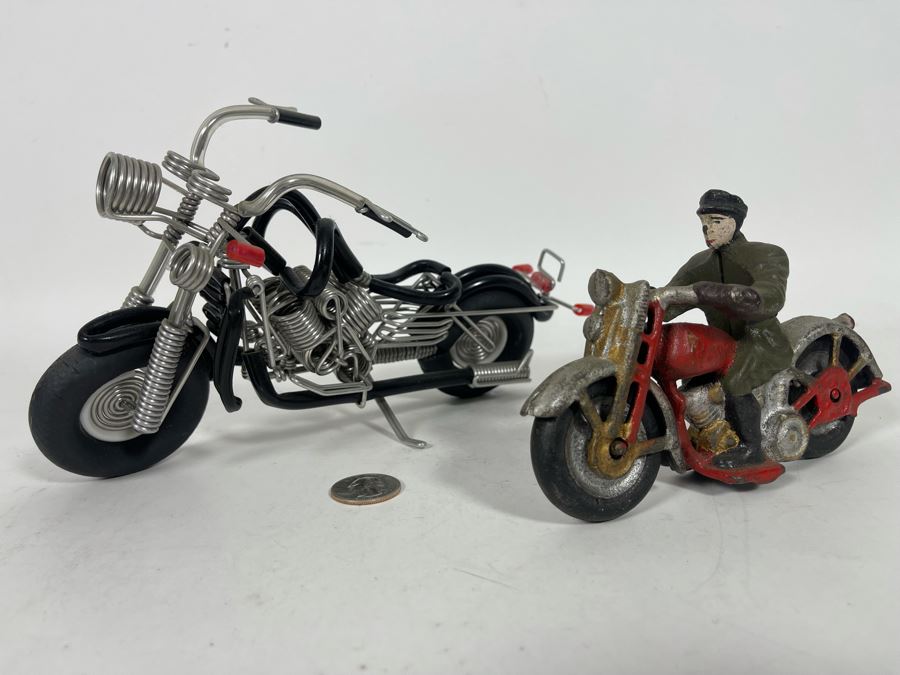 Reproduction Cast Iron Motorcycle And Bent Wire Motorcycle  [Photo 2]