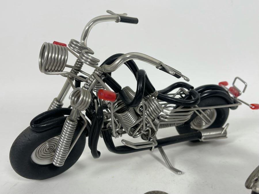 Reproduction Cast Iron Motorcycle And Bent Wire Motorcycle  [Photo 5]