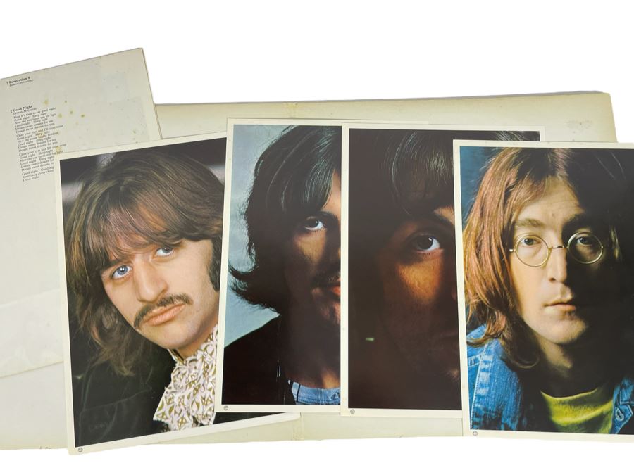 (4) The Beatles The White Album Vinyl Record SWBO-101 [Photo 1]