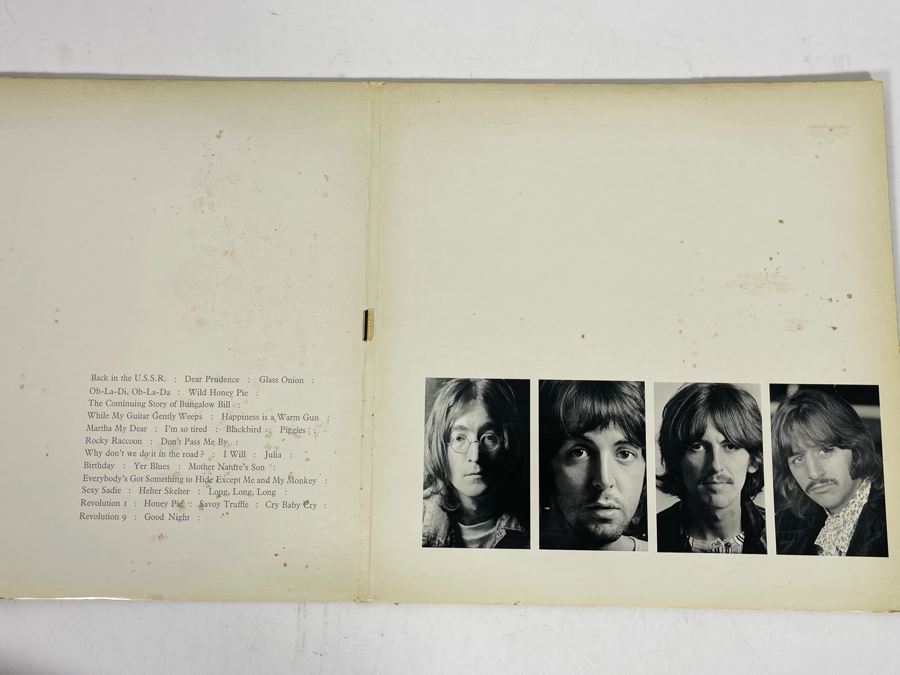 (4) The Beatles The White Album Vinyl Record SWBO-101 [Photo 4]