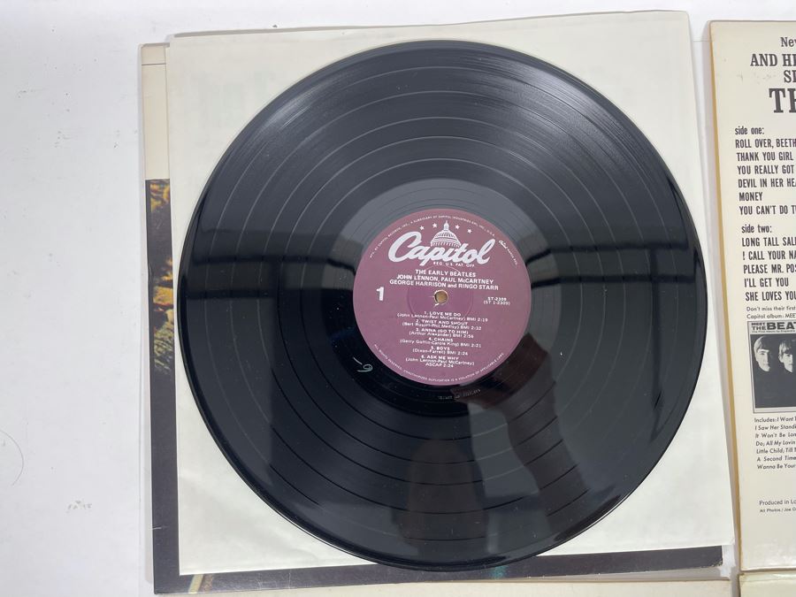 (4) The Beatles Vinyl Records [Photo 11]
