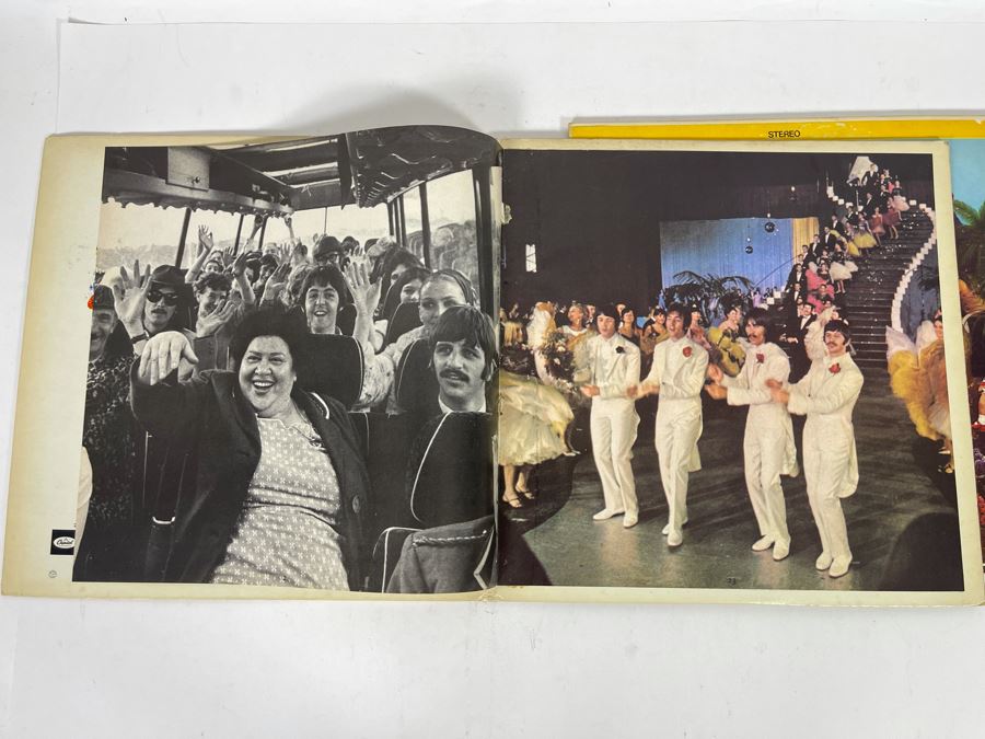The Beatles Magical Mystery Tour SMAL-2835 And Sgt. Pepper’s Lonely Hearts Club Band SMAS-2653 Vinyl Records [Photo 6]