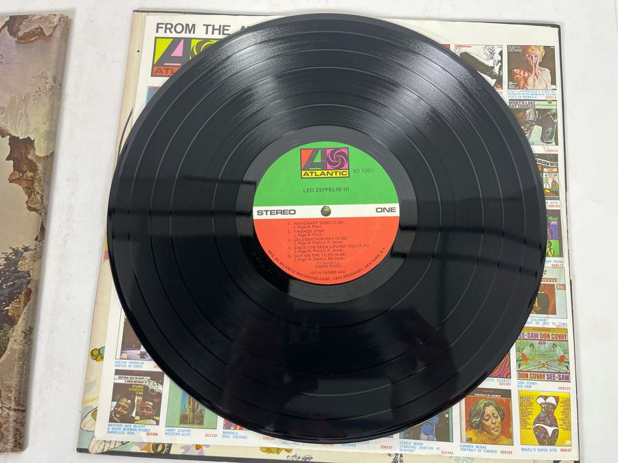 (2) Led Zeppelin Vinyl Records [Photo 13]