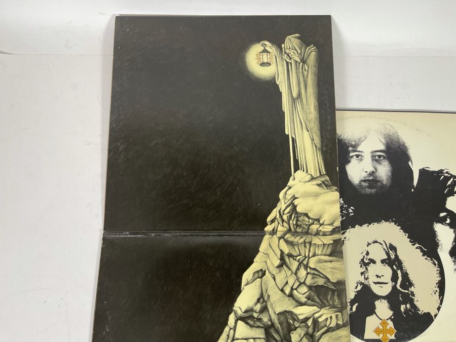 (2) Led Zeppelin Vinyl Records [Photo 6]